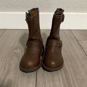 Like new Carter’s baby girls brown riding boots size US 5